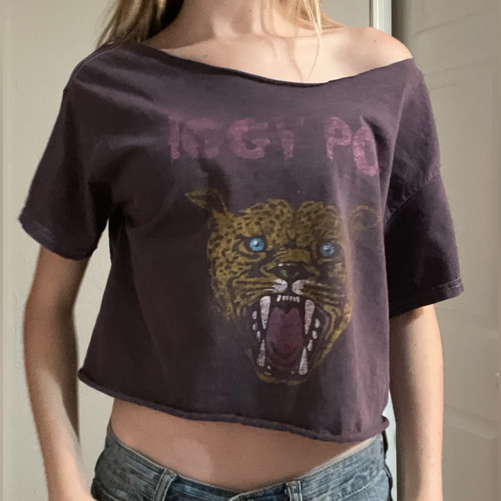 Graphic tee